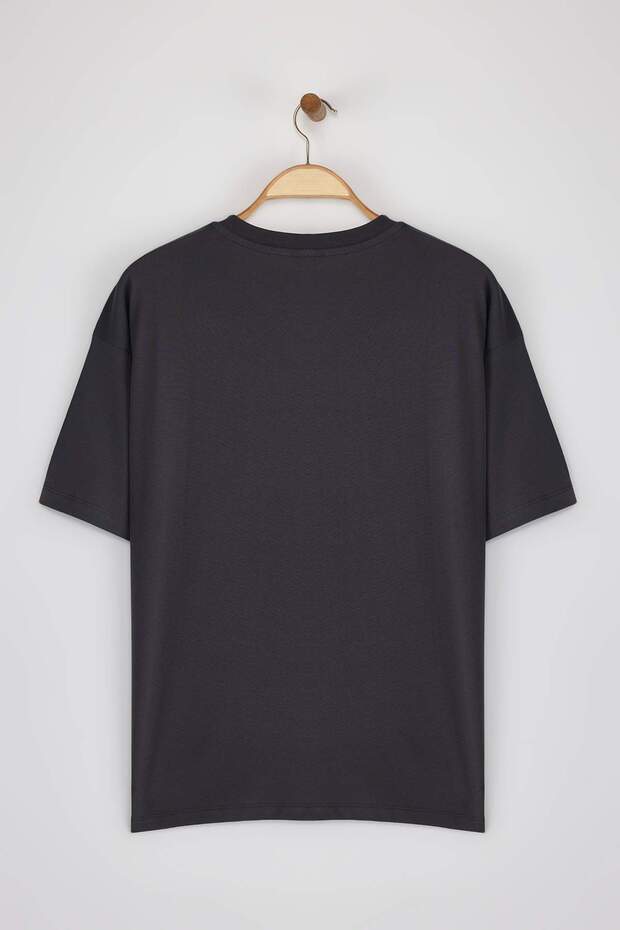 Antrasit %100 Pamuk Oversize/Geniş Kalıp Baskılı Örme T-Shirt TWOSS25TS00148 - 7