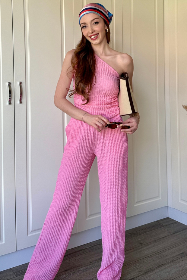 Seersucker Fabric One Shoulder Pink Suit