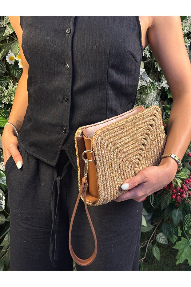 حقيبة كلاتش من Soho Wicker Look مصنوعة من مزيج من الجلد