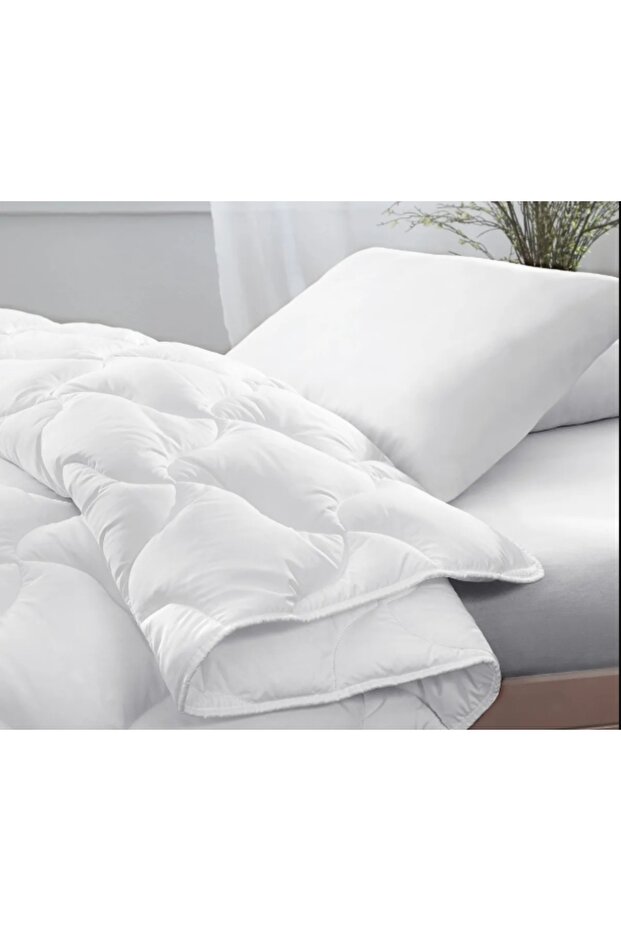 Cmr Home Single Summer Ultra Thin Softy Microfiber Quilt 155X215 cm