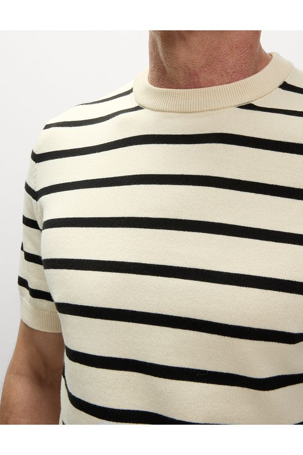 Pamuk Karışımlı Çizgili Örgü Tshirt - 4