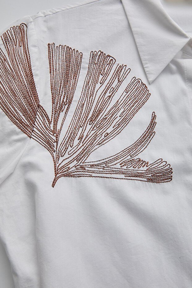 Çiçek Dikiş Detaylı Pamuk Regular Kemik Gömlek - 6