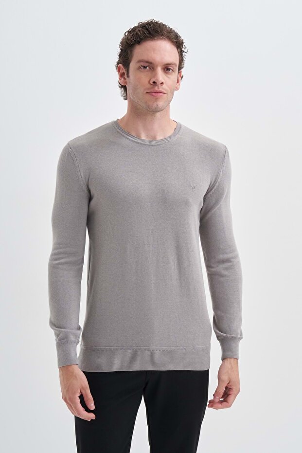 24Kceeo03603 Gray Men's Crew Neck Half-Zip Sweater with Elastic at Neck and Cuffs