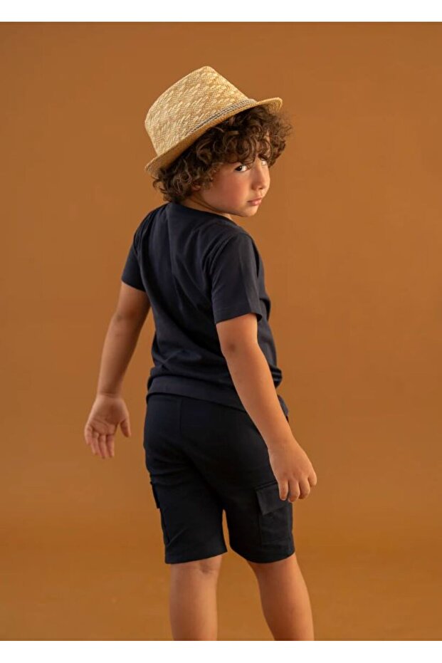 مجموعة من 2 تي شيرت أساسي برقبة على شكل حرف V - 6