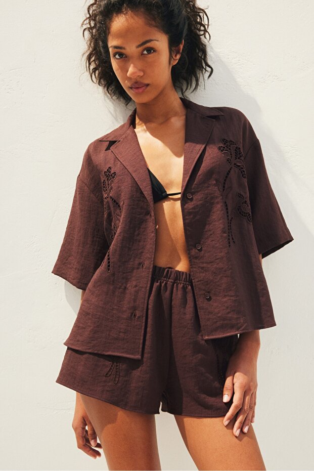 Nakış İşlemeli Gömlek - 2