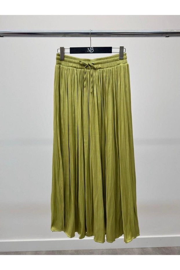 Women's Crushed Lace Midi Pistachio Green Skirt