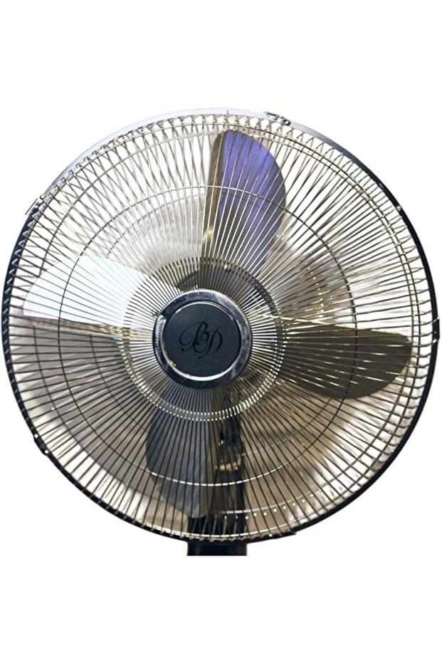 مروحة عمودية من بي آند دي مقاس 16 بوصة - 4