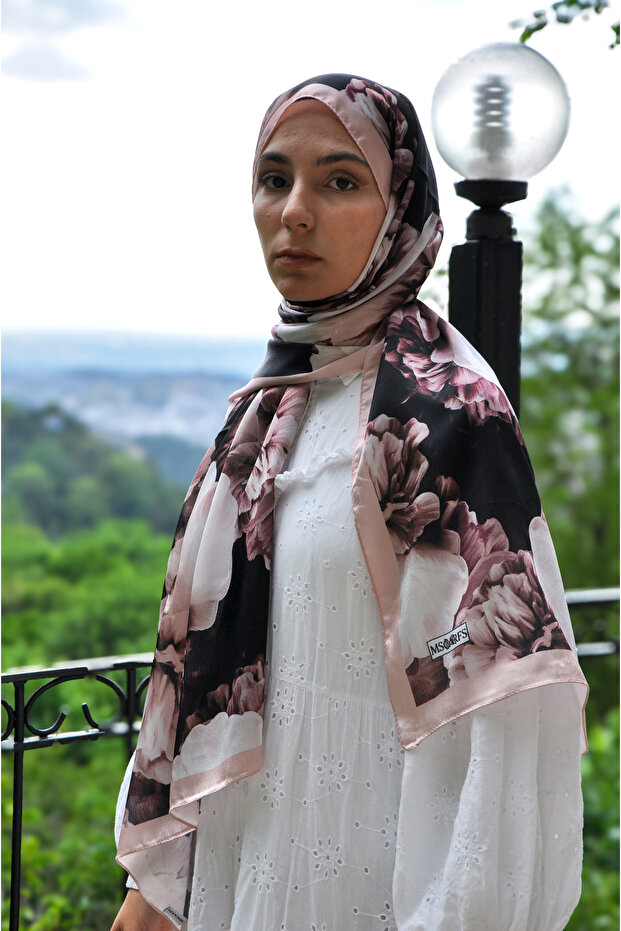 شال حرير جانجان بنمط إبرار باللون الأحمر - 1