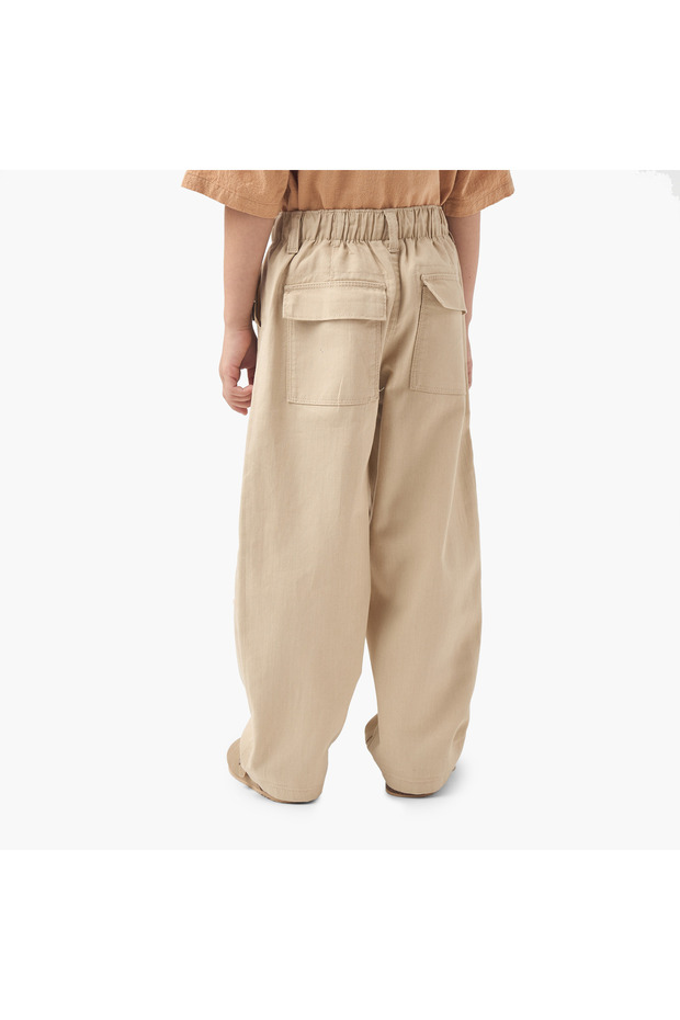 بنطال سادة مع أزرار للإغلاق وجيوب - 3