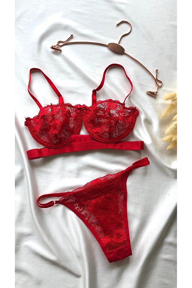 CLARISSA RED BRALET SET - 4