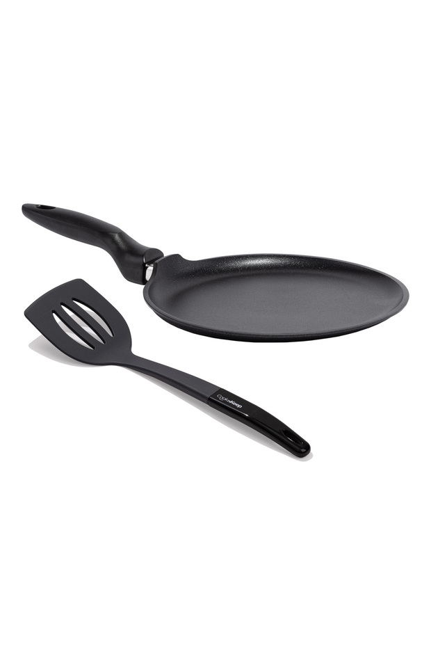 Spatula and Black Pearl Crepe Pan