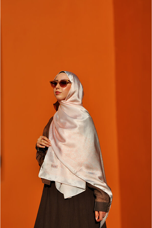 شال حرير بنمط Lâlezar Janjan - 3