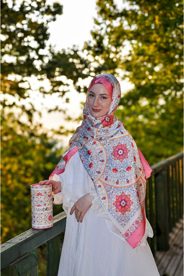 شال حريري بنمط جلزار جانجان - 1