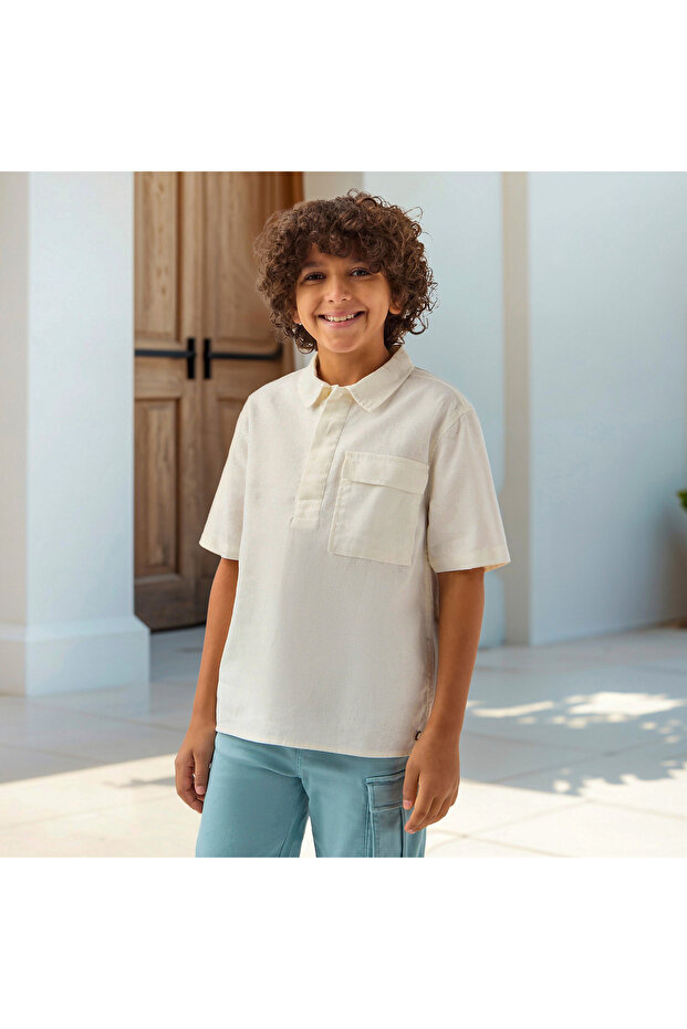قميص سادة مع أزرار للإغلاق وأكمام قصيرة - 1
