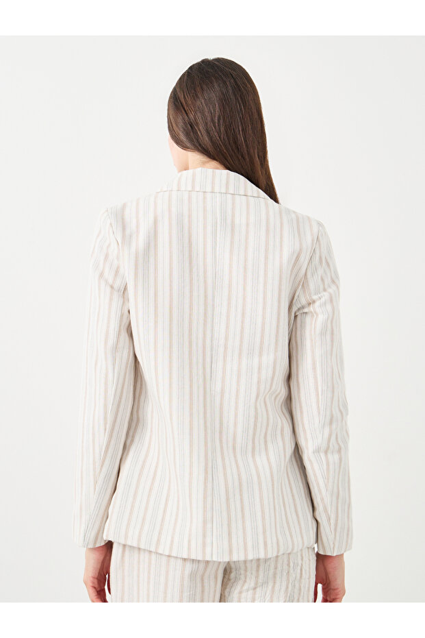 بليزر مخطط بقصّة عادية - 6