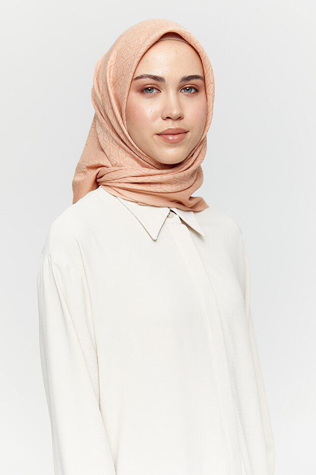 Desenli Eşarp - 1