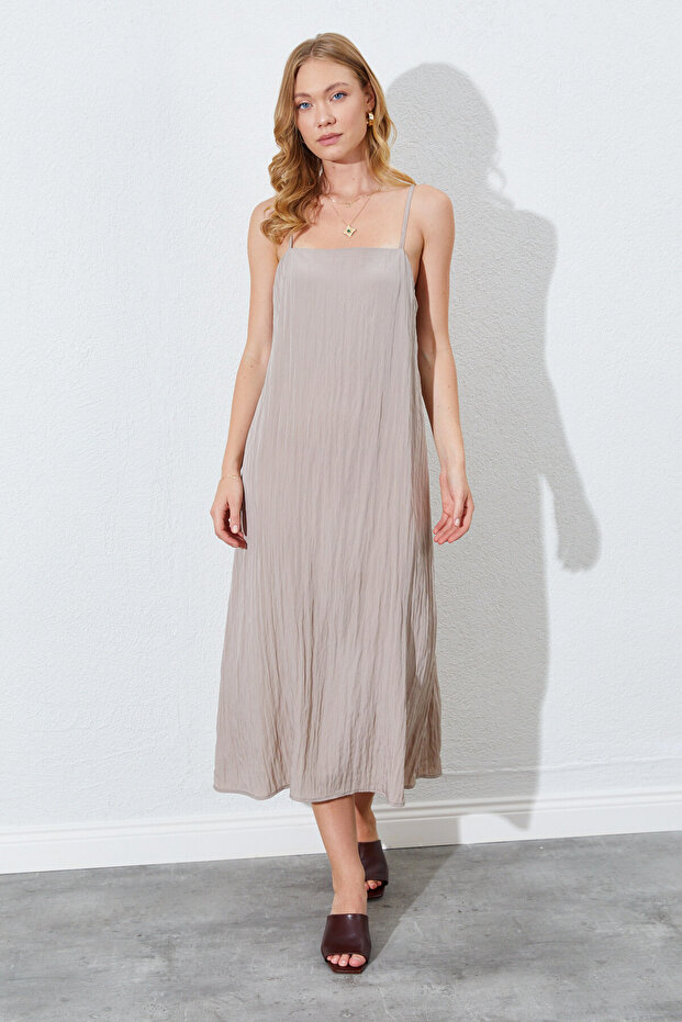 Vizon Askılı, rahat kesim, hafif dokulu midi elbise | MJS285125-01 - 2