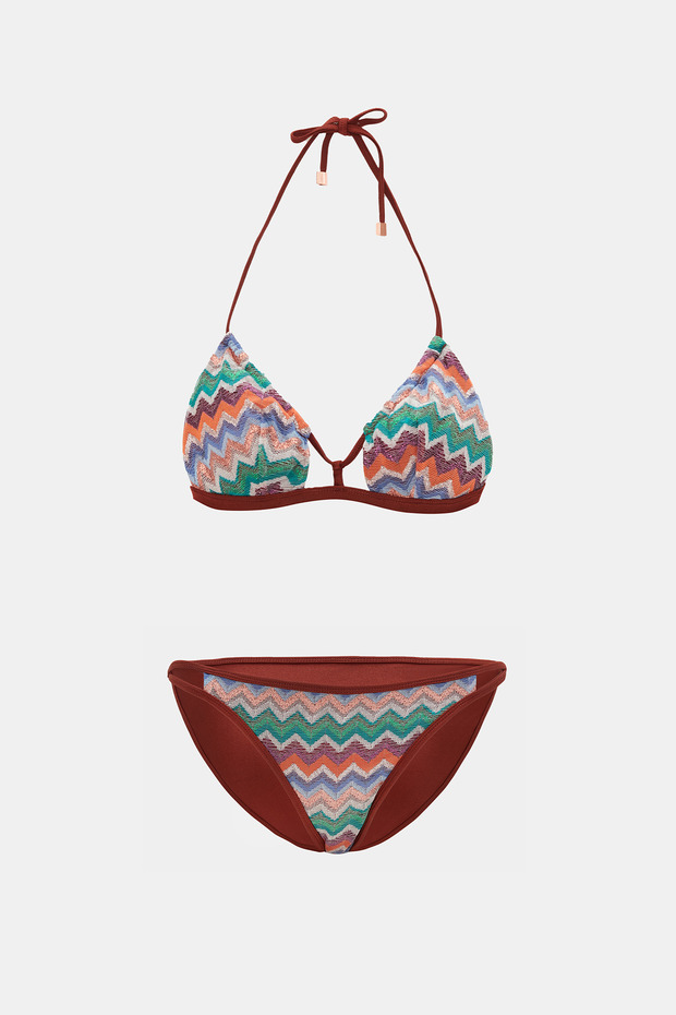 طقم بيكيني هاواي موكا بتفاصيل نافذة مثلثة بدون حمالات