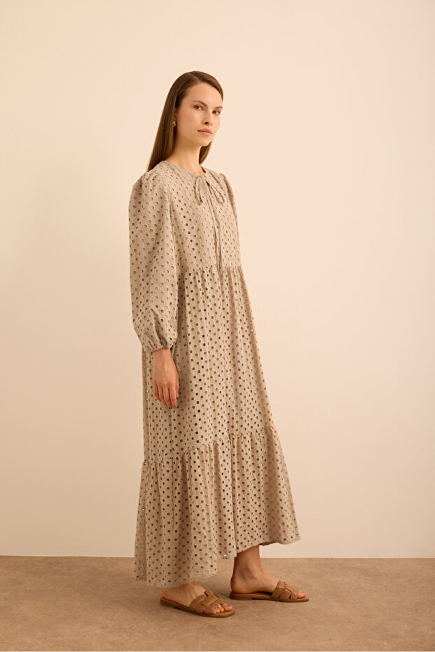 Hacimli Cotton Brode Elbise - 2