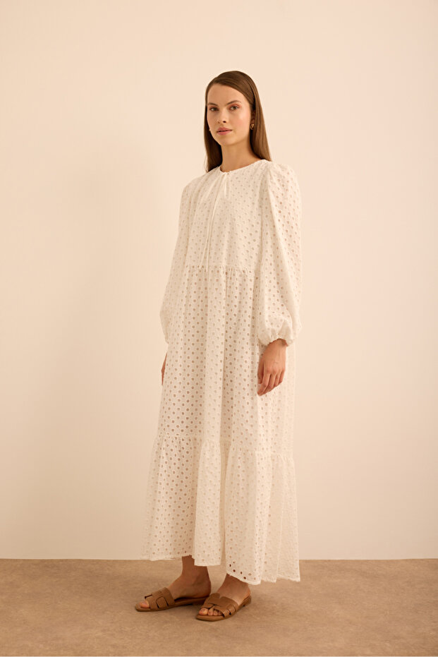 Hacimli Cotton Brode Elbise - 5