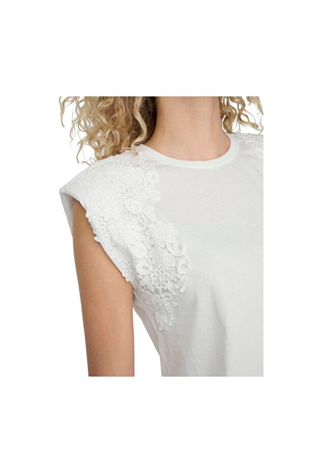 Bluză de damă cu decolteu - 4