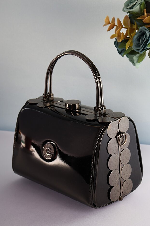 Elysara Eb0170 | Stylish Portfolio Bag with Patent Leather Double Metal Handles