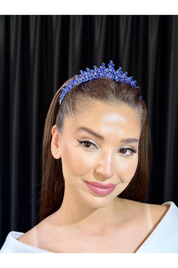 Bride Engagement Kina Promise Crown Sparkle