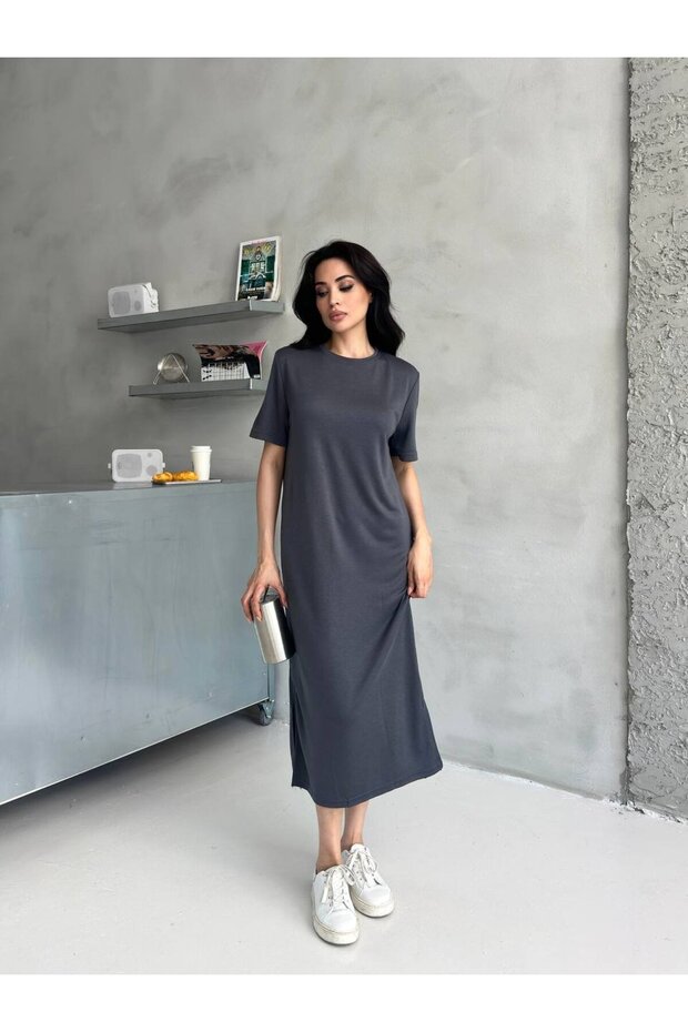 Gri Yırtmaç Detaylı Basic Elbise - 4