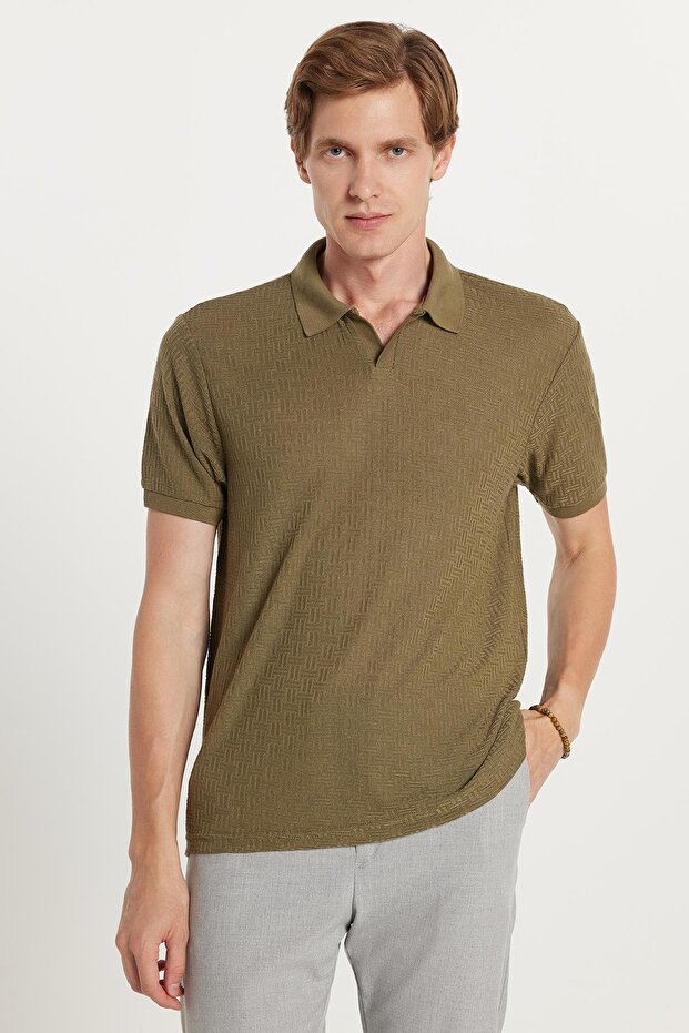 Men's Slim Fit Slim Fit Viscose Fabric Patterned Plain Pique Buttonless Khaki Polo Neck T-Shirt