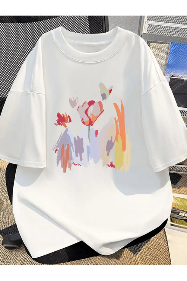 Premium Oversized Fit Short-Sleeve Printed T-Shirt