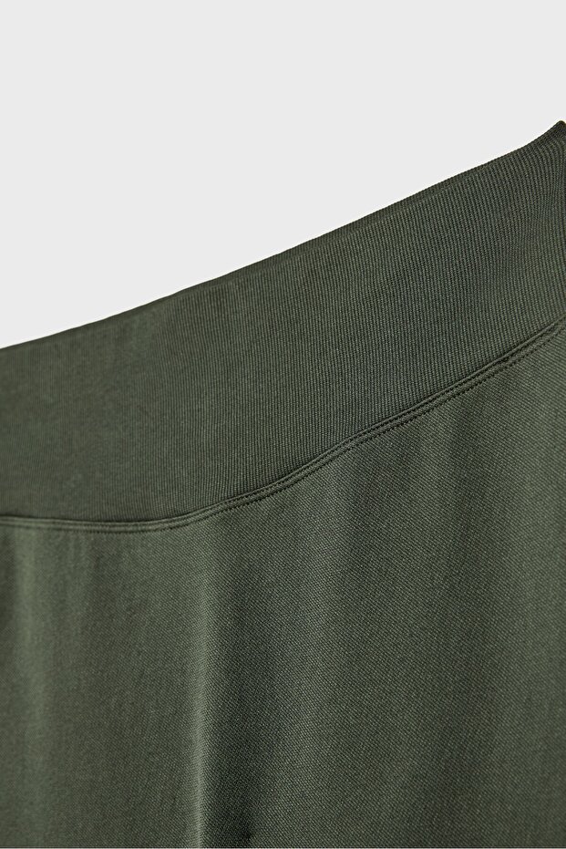 Yüksek belli, yumuşak şekillendirici tayt - 8