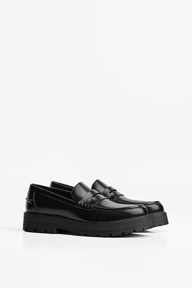 Bershka Erkek Siyah Kalın Tabanlı Loafer Ayakkabı