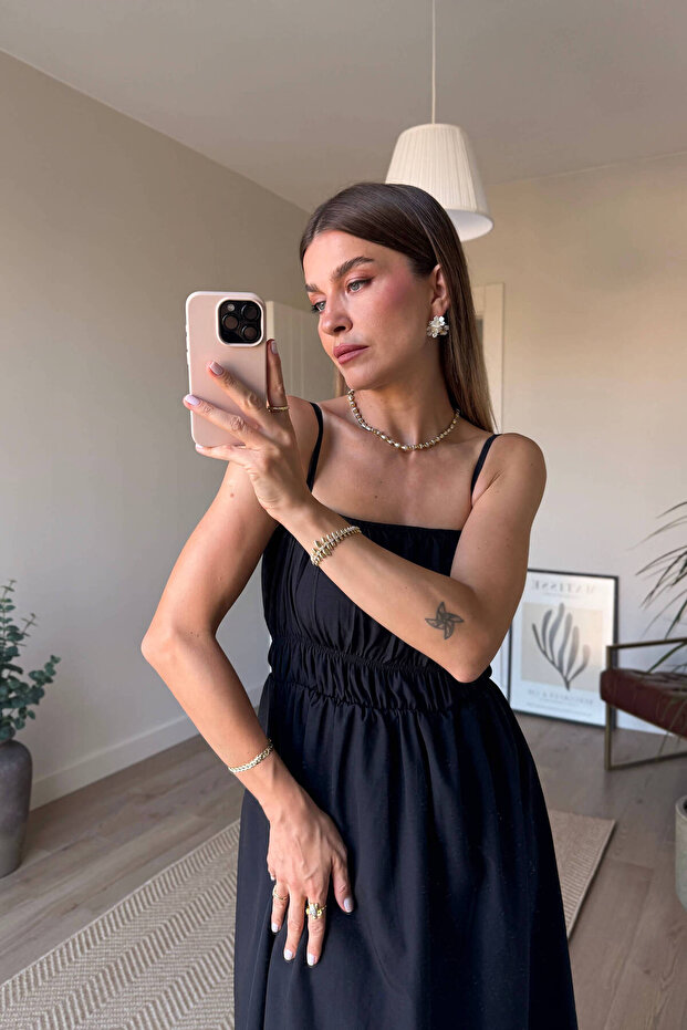 Siyah Askılı Önü Gipeli Elbise - 2