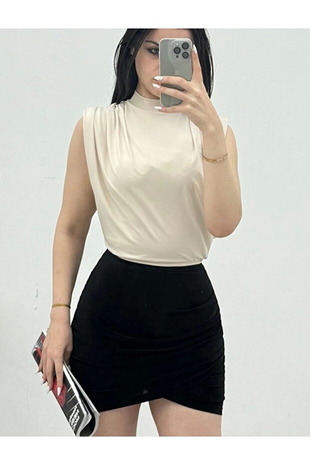 بلوزة ساندي مبطنة بدون أكمام - بيج - 1