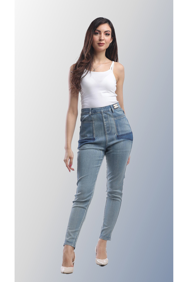جاذبية الدنيم جينز فاخر بتفاصيل فريدة 💙