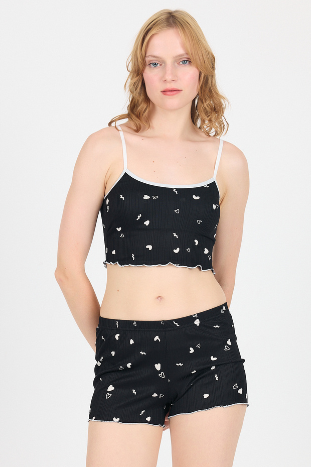 طقم شورت رياضي منقوش على شكل قلب أسود 3405 - 3