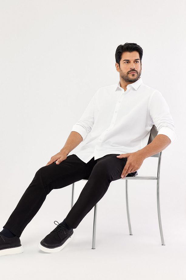 Erkek Beyaz Ütülemesi Kolay Non-Iron Pamuklu Slim Fit Dar Kesim Klasik Yaka Gömlek - 3
