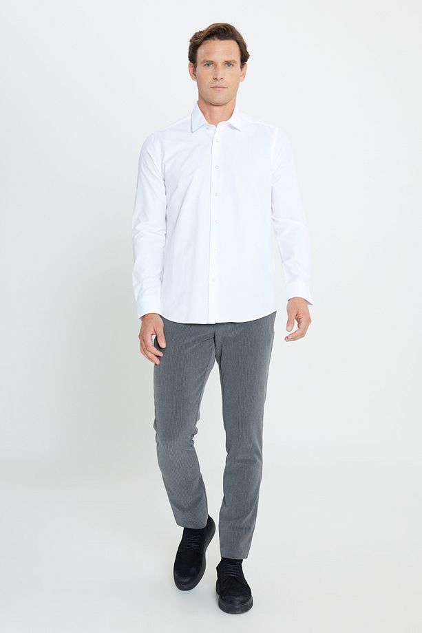 Erkek Beyaz Ütülemesi Kolay Non-Iron Pamuklu Slim Fit Dar Kesim Klasik Yaka Gömlek - 7