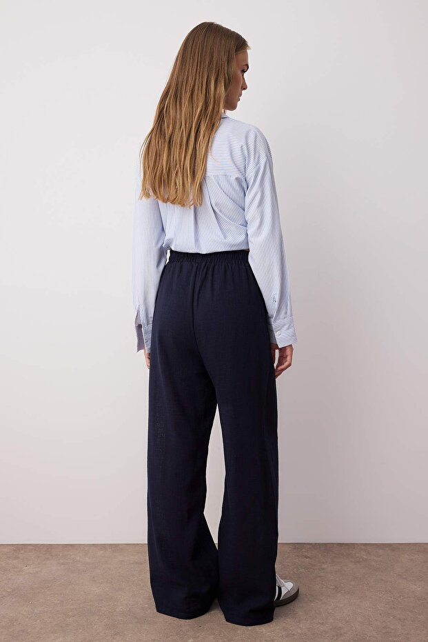 Lacivert Keten Görünümlü Wide Leg/Geniş Paça Şort Astarlı Beli Lastikli Pantolon TWOSS25PL00121 - 5