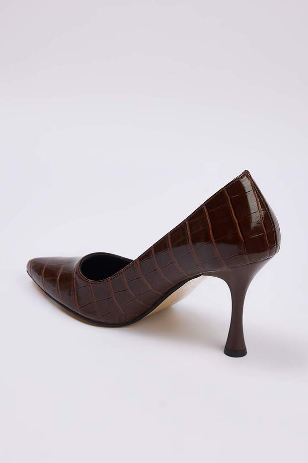 Açık Kahverengi Kroko Desenli Sivri Burun Kadın 9 cm İnce Topuklu Stiletto AyakkabıTAKAW26TO00001 - 6