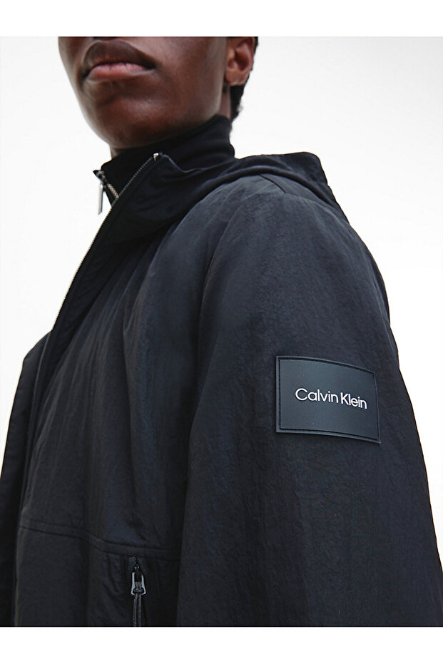 CRINKLE NYLON  BLOUSON W. HOOD - 7