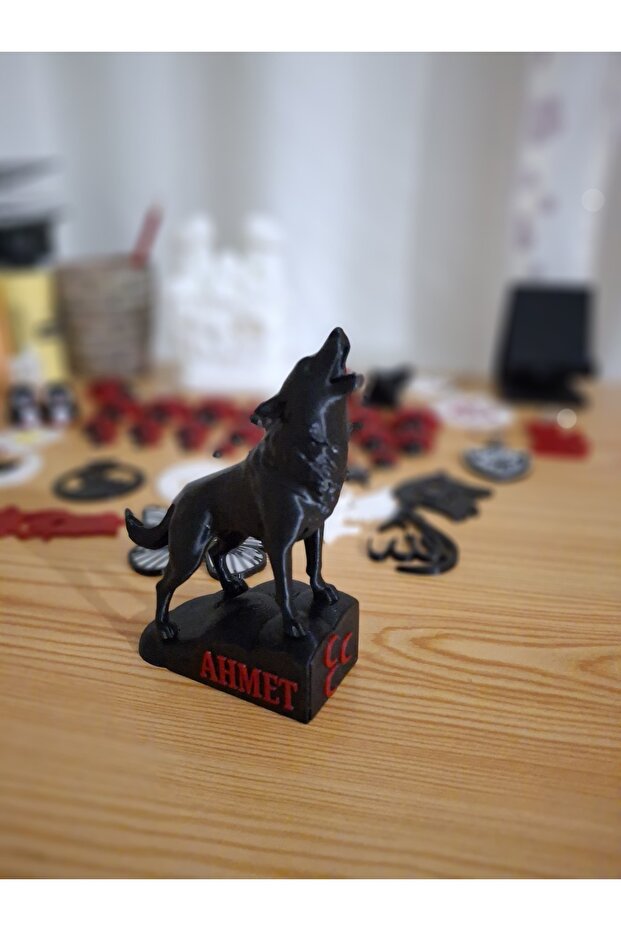 Uluyan Kurt Figürü - 3