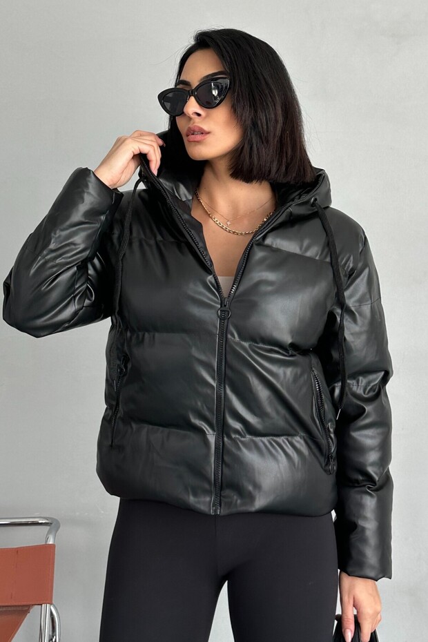 Női fekete bőr kapucnis kabát - túlméretezett - 2