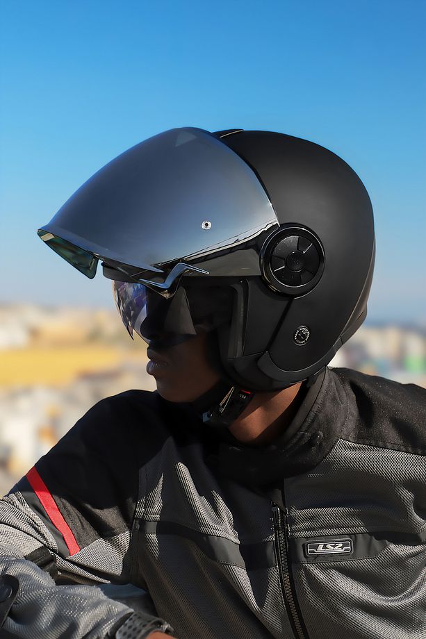 CLASSY MAT SİYAH KASK GRİ CAM - 6