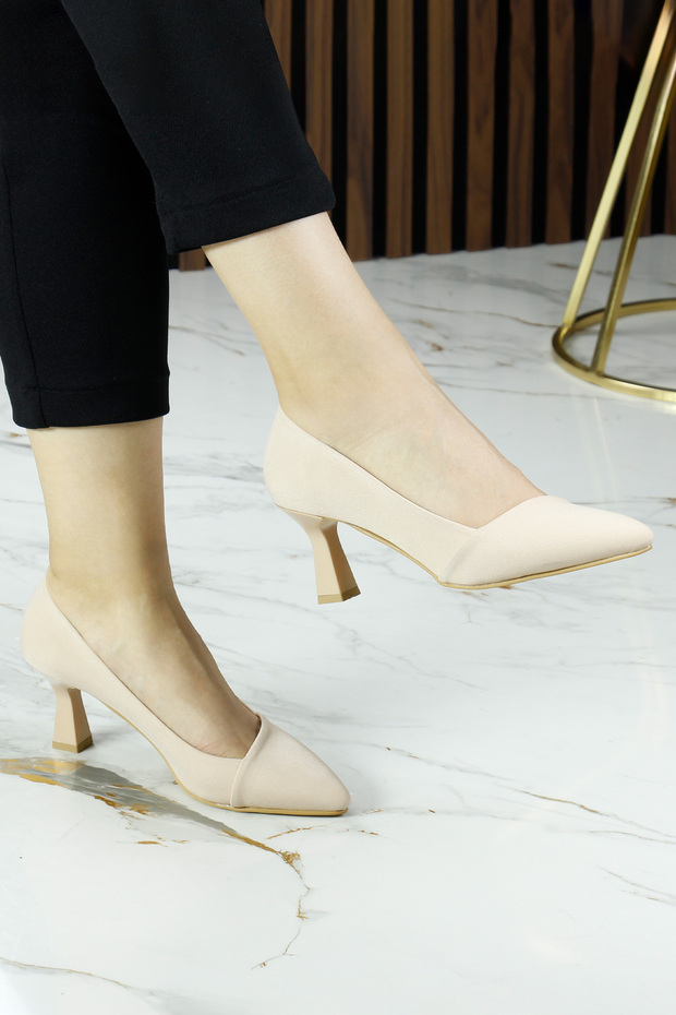 Laura Plus Ten Crepe Elegant Pointed Toe Thin Heeled Evening Dress Shoes