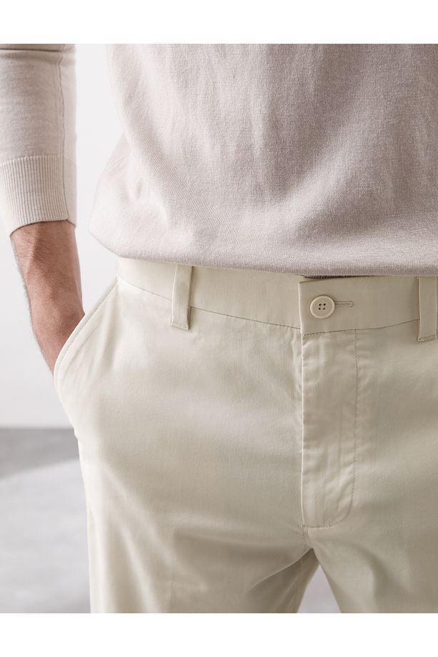 Regular Fit Süper Lightweight Chino - 5