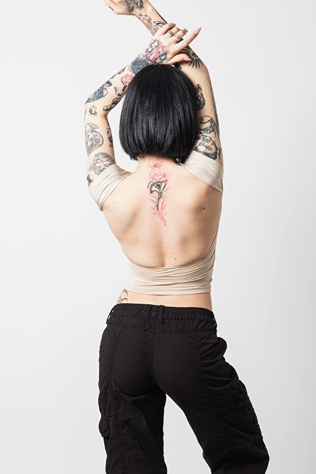 جسم أساسي باللون البيج - قصة خلفية منخفضة، بدون أكمام - 3