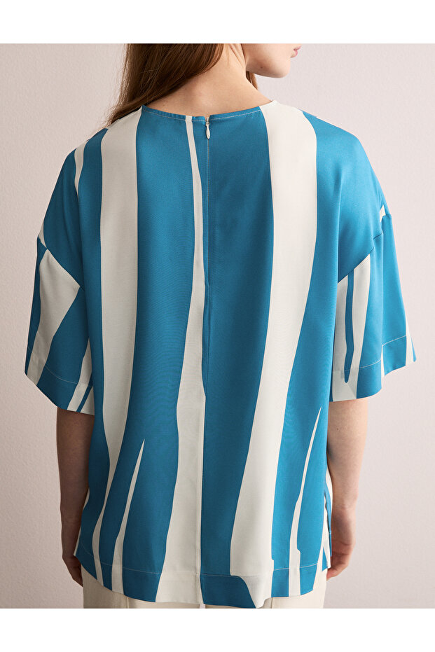 Çizgi Detaylı Bluz - 3