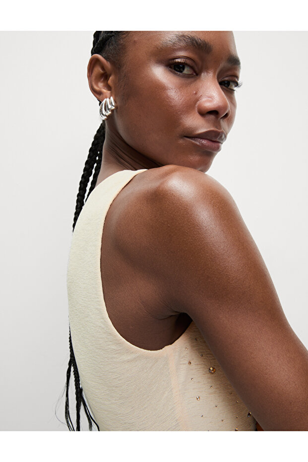 Yuvarlak Yaka Üst - 3