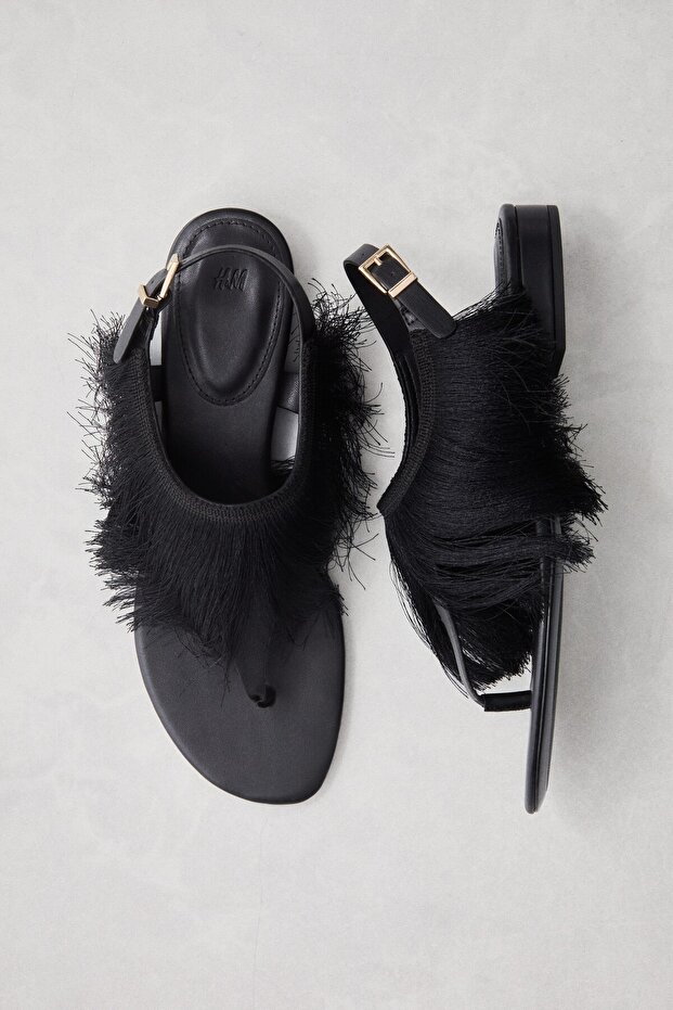 Püsküllü Sandalet - 1